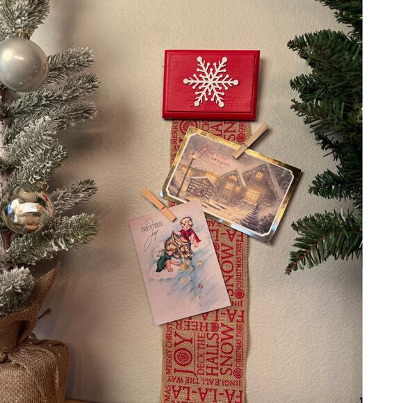 Christmas Card Holder Red Wooden Topper Snowflake Joy Script Burlap Ribbon - Picture 1 of 4